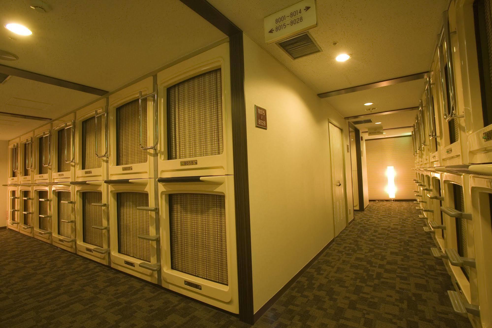 Sauna And Capsule Dandy Caters To Men Hotel Tokio